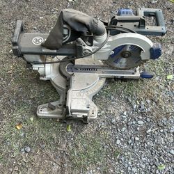 Kobalt Saw