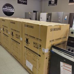 SAMSUNG STOVES IN BOX 483