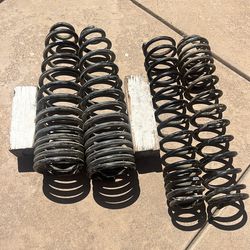 Jeep gladiator wrangler 4.5” lift  springs by skyjacker $250obo