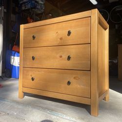 3 Drawer Dresser 