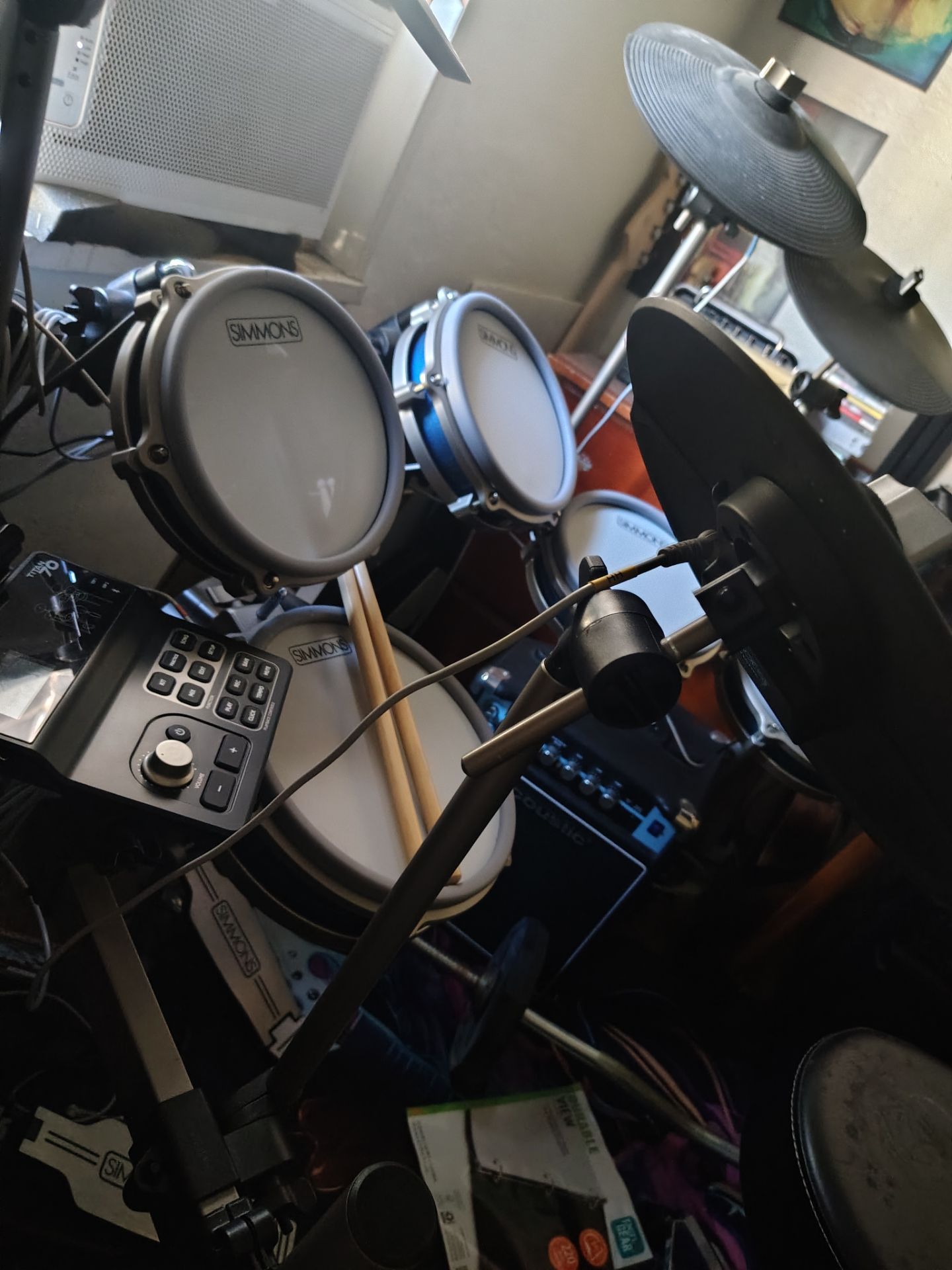 Simmons Titan 70 drums set
