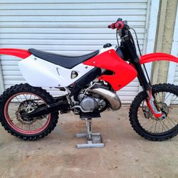 1999 HONDA CR250 