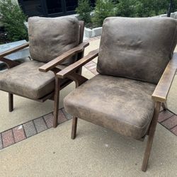 lounge chairs / Armchairs $125