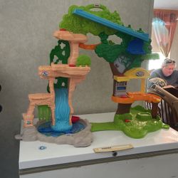 Fisher Price Little People Toddler Playset 