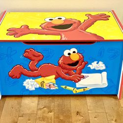 Elmo Toy Box/Chest