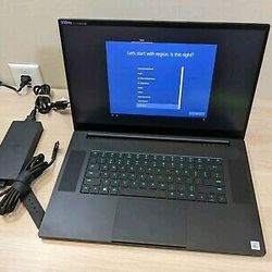 Razer Blade Pro 17 Gaming Laptop - i7 - FHD 300Hz - RTX 2080S - 512 GB SSD 16