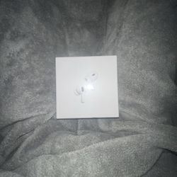 AirPods Generation 2 Noise canceling