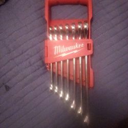 Milwaukee Wrench Set