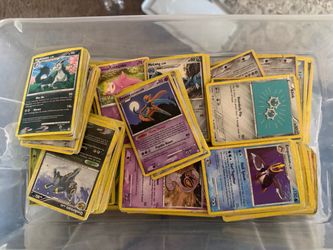 Played Bulk Pokémon Trading Cards