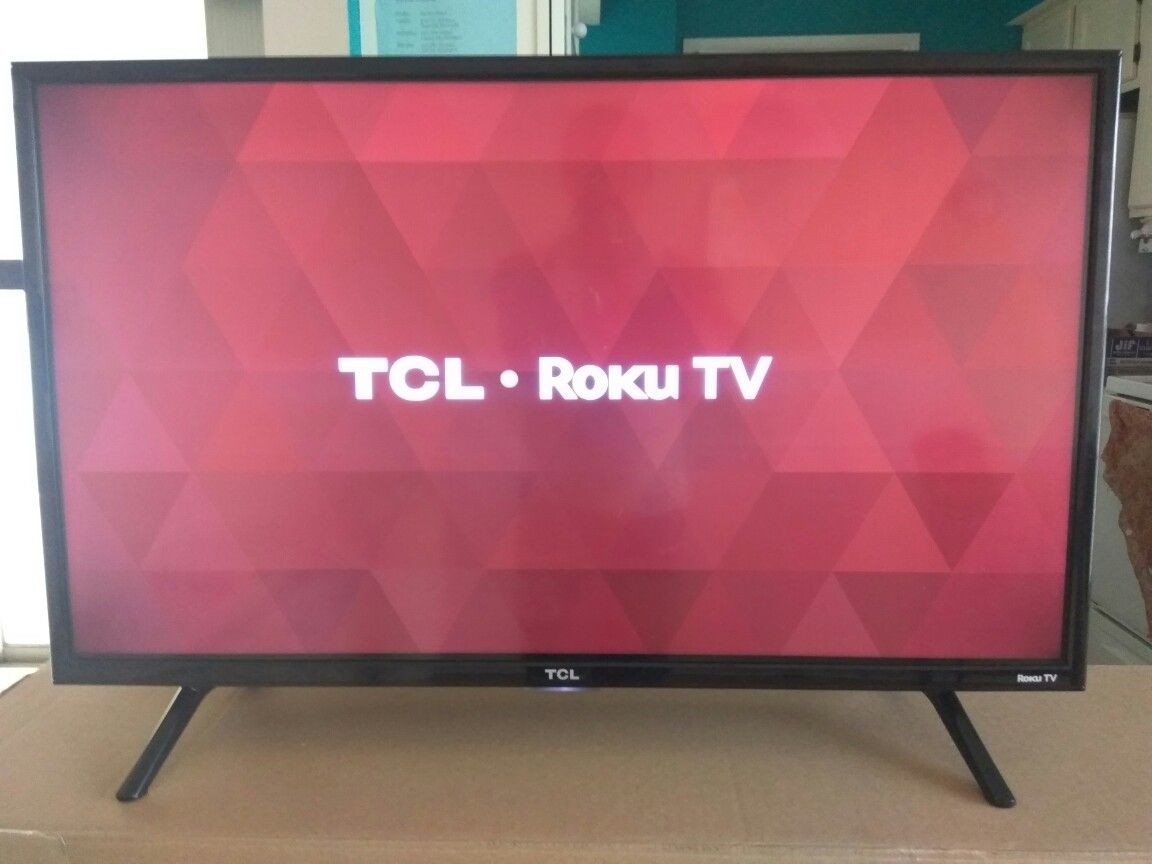 TCL ROKU TV 32 INCH
