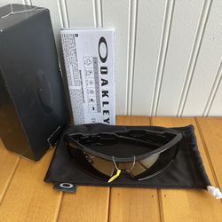 OAKLEY POL BLK & SILVER GHOST TXT BLACK IRIDIUM