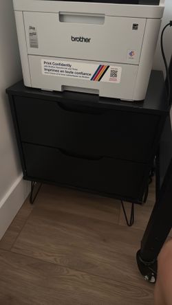 Short corner desk