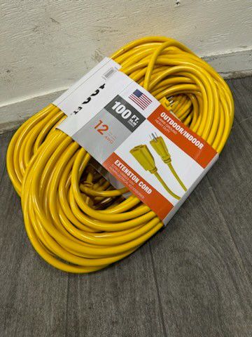 100 ft. 12/3 SJTW 15 Amp/125-Volt Outdoor Triple Tap Extension Cord, Yellow