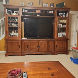 TV Entertainment Center 