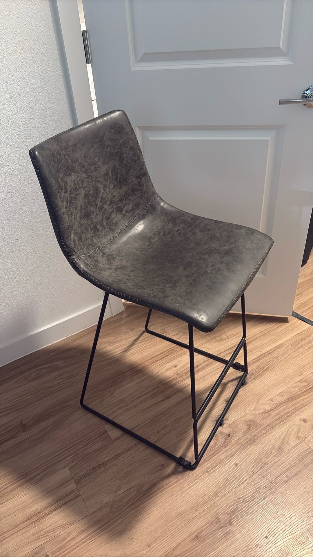 X2 Dark Grey Island Chales For Sale