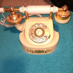 Western Cameo Cradle Telephone 