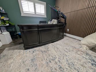 Hooker "Seven Seas" Executive Desk