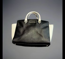 Michael Kors Black White Logo Satchel Top Handle Zip Silver Inner Pockets Strap