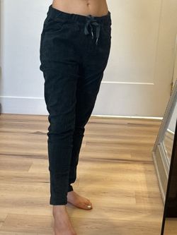 🖤 Tempo Paris Green Drawstring Jogger Pants — Size S