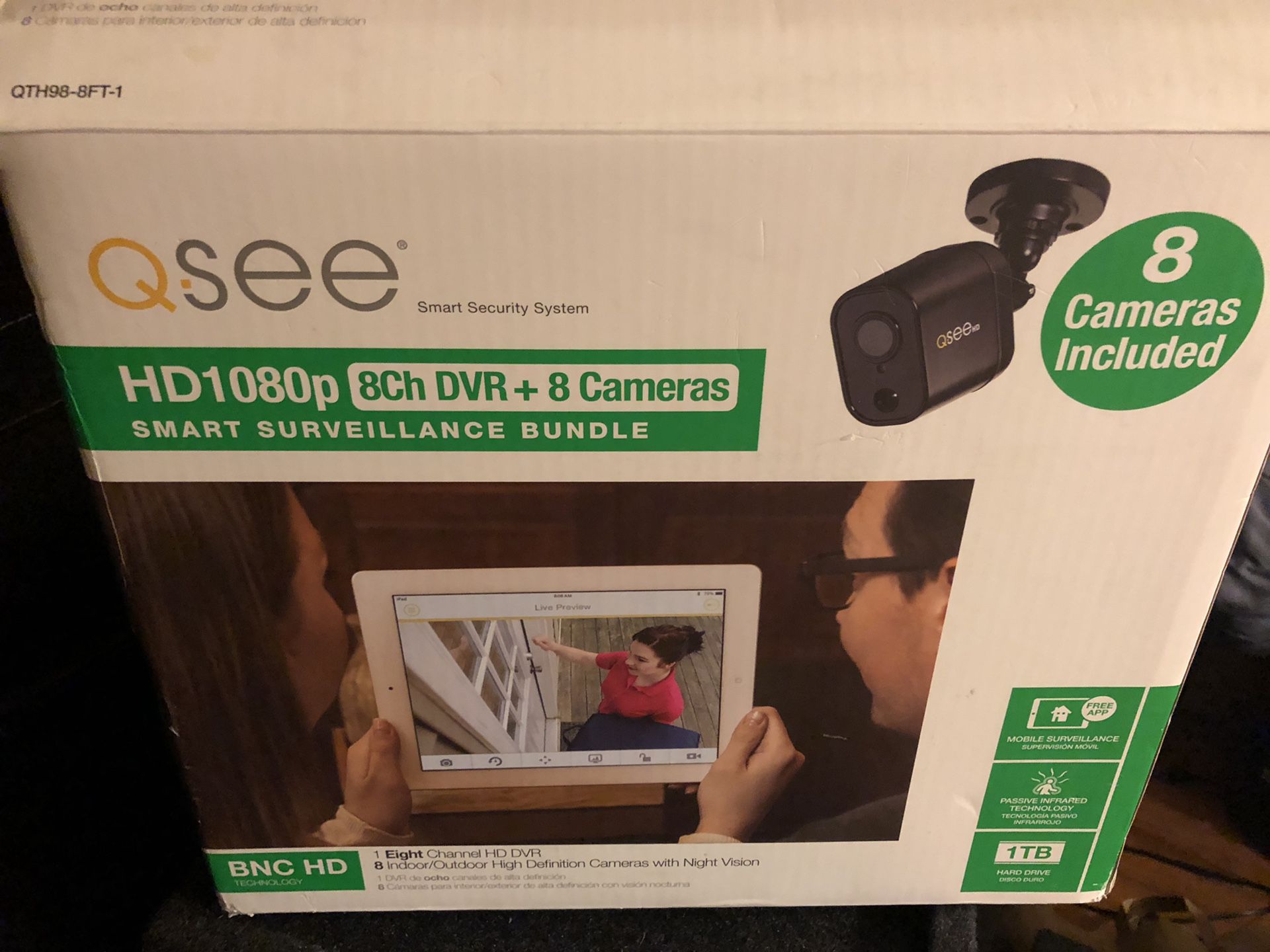 Q see home surveillance/ security cameras 8ch DVR + 8 cameras