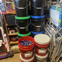 Toilet paper mega rolls 48pc box $40 laundry detergent 5 gallon buckets liquid $27 pods $60 beads $60 We have a large variety of stuff anything you lo