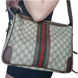 Authentic Vintage Gucci GG Monogram Supreme Sherry Web Ophidia Shoulder Bag