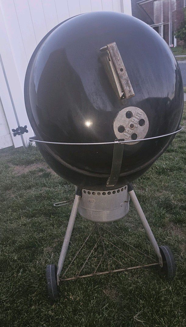 Kettle Charcoal Grill 