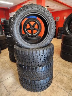 33 x 12.5R 20 FURY OFF ROAD MUD TERRAIN LT 3312.5020 USED TIRES (SET) MOUNT BALANCE INCLUDED