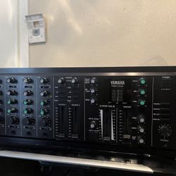Yamaha MV422 Multi Source Mixer