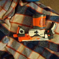 Nerf Vortex Pyragon Blaster