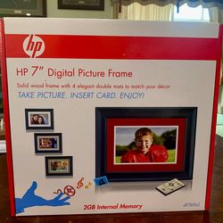 Digital Picture Frame 7”