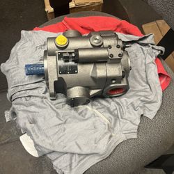 Hydraulic Pump PVP33303R6A421