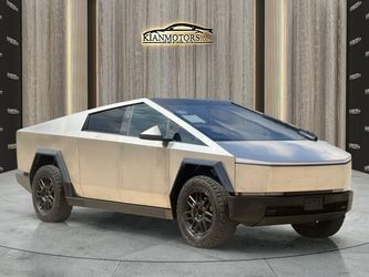 2025 Tesla Cybertruck