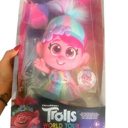 TROLLS Poppy Giggle Doll Discontinued NEW