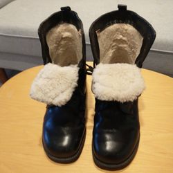 Women Winter Boots Size 7.5