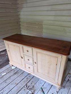 Credenza