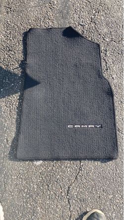 18 - 24 Toyota Camry Passenger Floor Mat