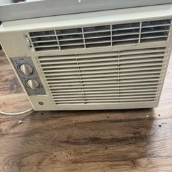 Nice Air condition Work Great 