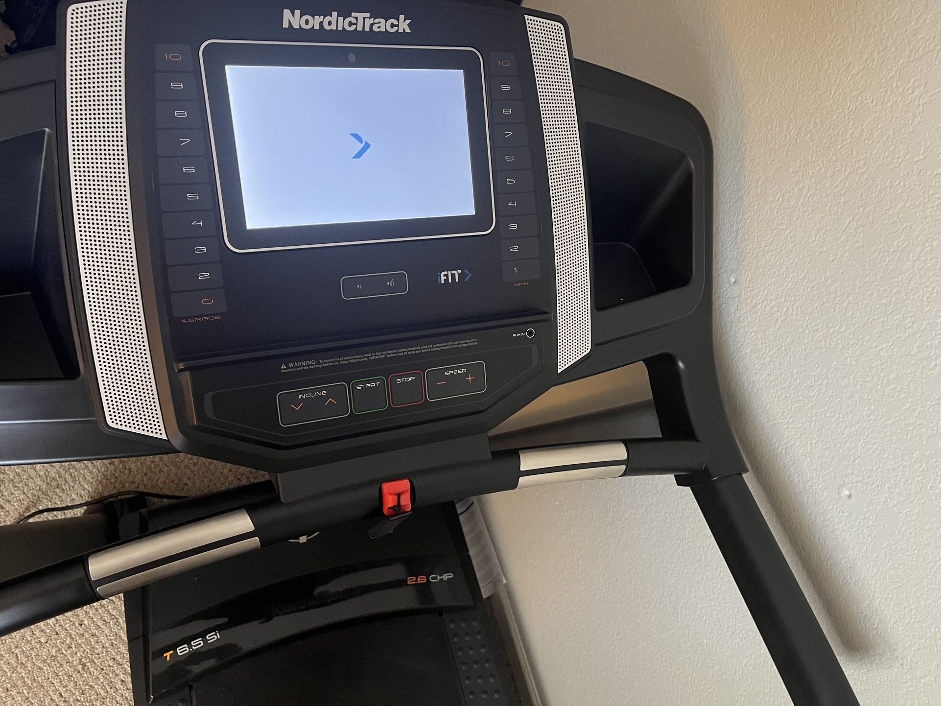 Powered by iFIT, this smart treadmill offers over 10,000 on-demand workouts and features for a personalized fitness experience. Its a popular product!