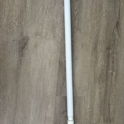 Adjustable Curtain Rod 