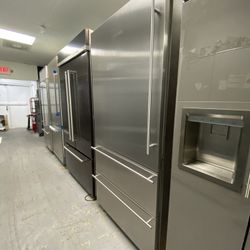 Liebherr Refrigerator 36”Inch 3 Doors Bottom Freezer 