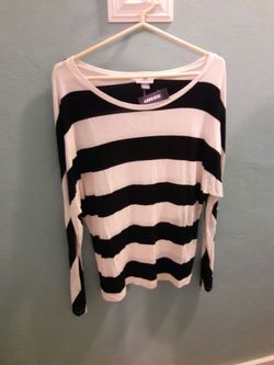 New Old Navy black & cream size m