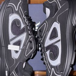 B30 Countdown Sneaker