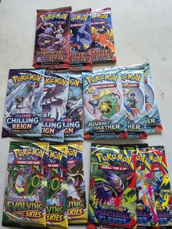 Pokemon Packs 15 Total Deistined Rivals Chilling Reign Journey Together Evolving Skies Phantasmal Flames 170.00 For The Lot