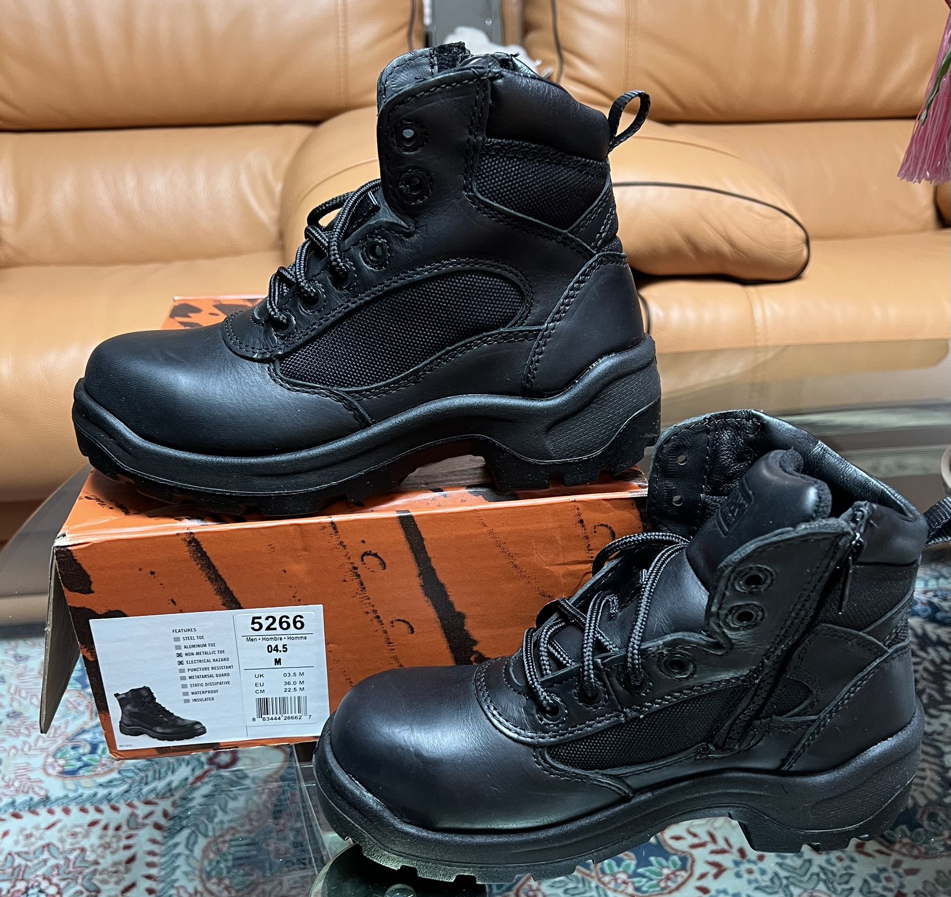 NIB Red Wing worx 5266 work boots