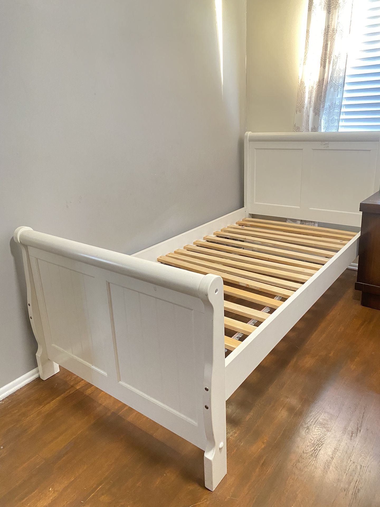 Bed Frame 