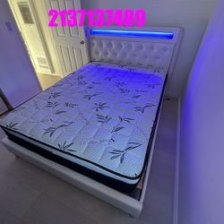 Queen Bed Platform Bed W/ Charging Station & Built-In LED Lights/mattress Included. 💢 Cama Queen Size Con Luz Led / Colchon Incluido / Color Blancaa