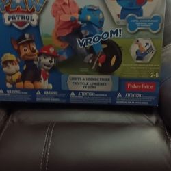 BRAND NEW!!! FISHER-PRICE TRICYCLE. 