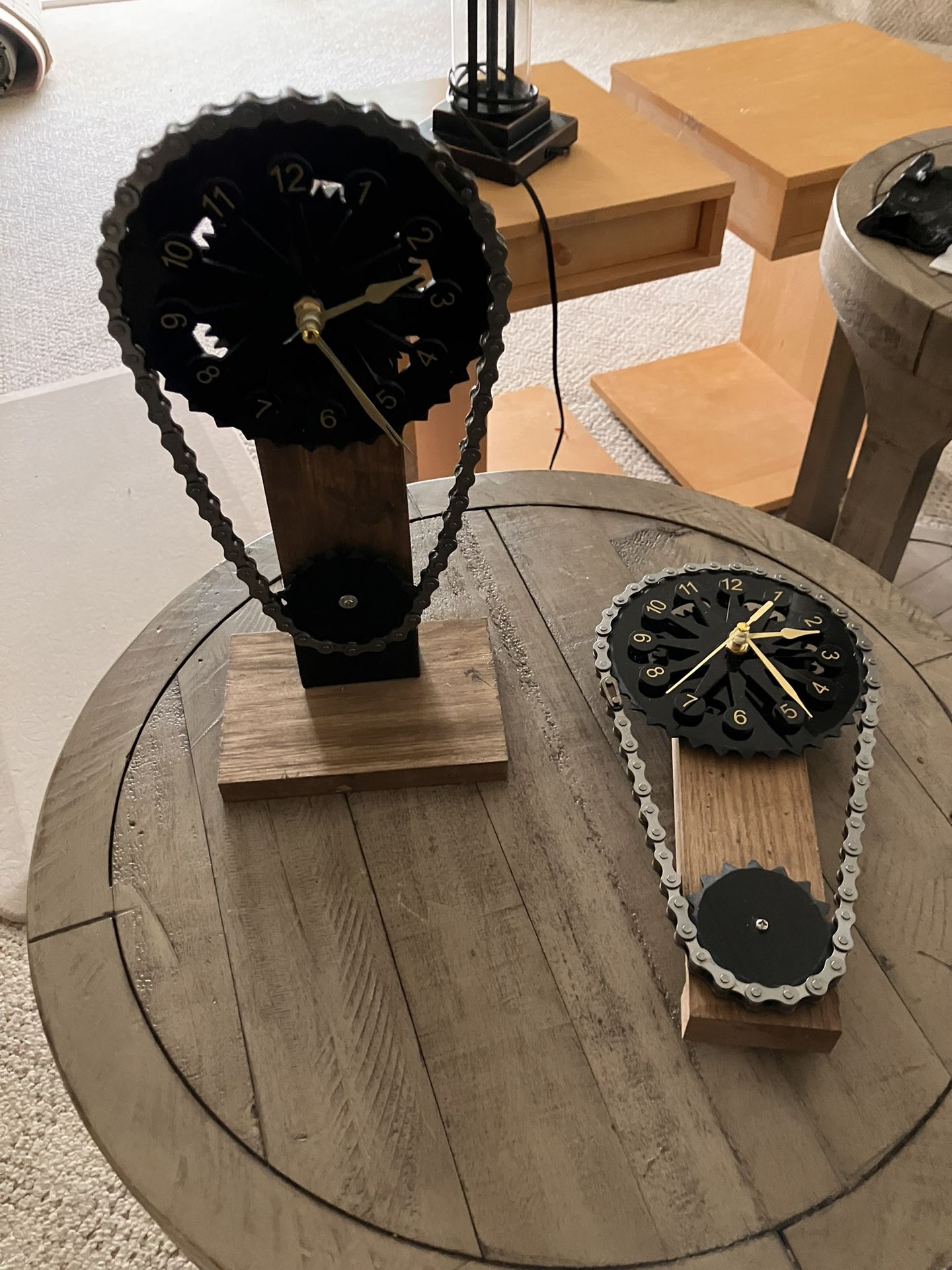 Table And Wall bike chain clocks