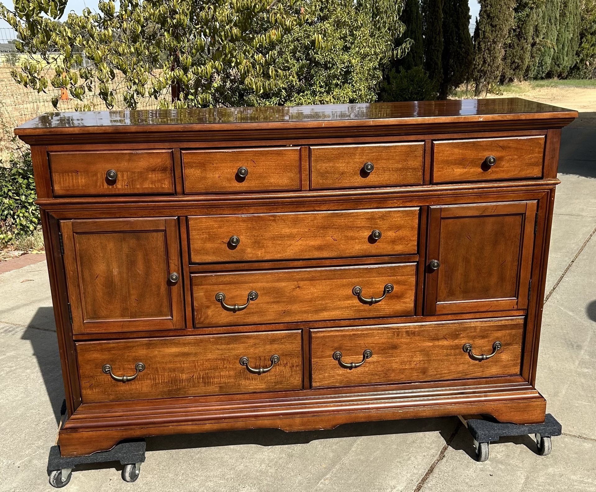 Beautiful Chest Of Drawers